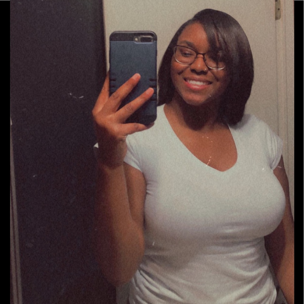 Meet your Posher, Shayla